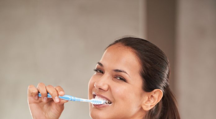 Ten Tips For Cleaning Your Teeth